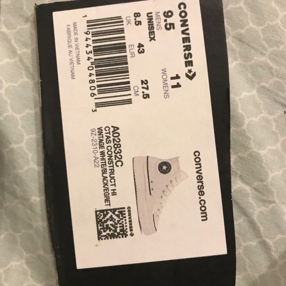 Converse all stars hi top tennis shoe men 9.5 - Picture 2 of 7